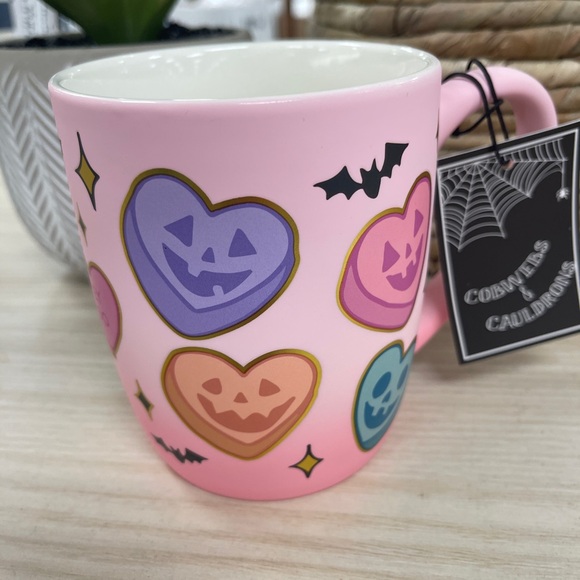 Pink Halloween Pastel Jack o’lantern Hearts & Bats Matte Soft Touch mug NWT - Picture 3 of 4